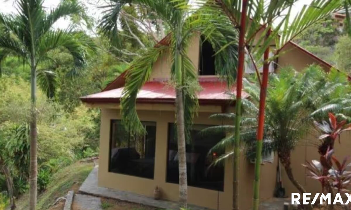 Homes for sale in Hermosa Beach Costa Rica