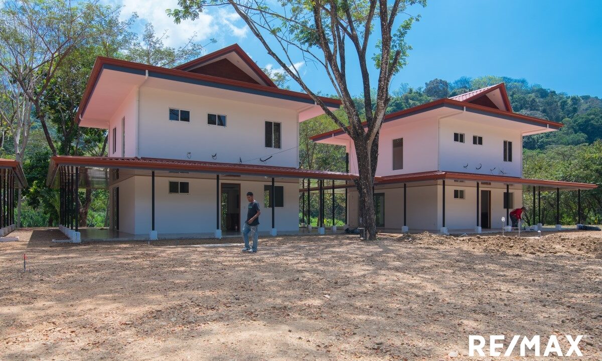 Homes for sale in Hermosa Beach Costa Rica