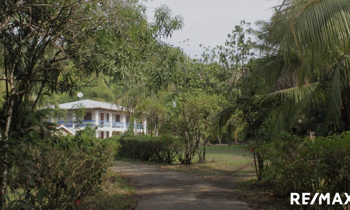 Development LandHotel - B&B for sale in Hermosa Beach Costa Rica