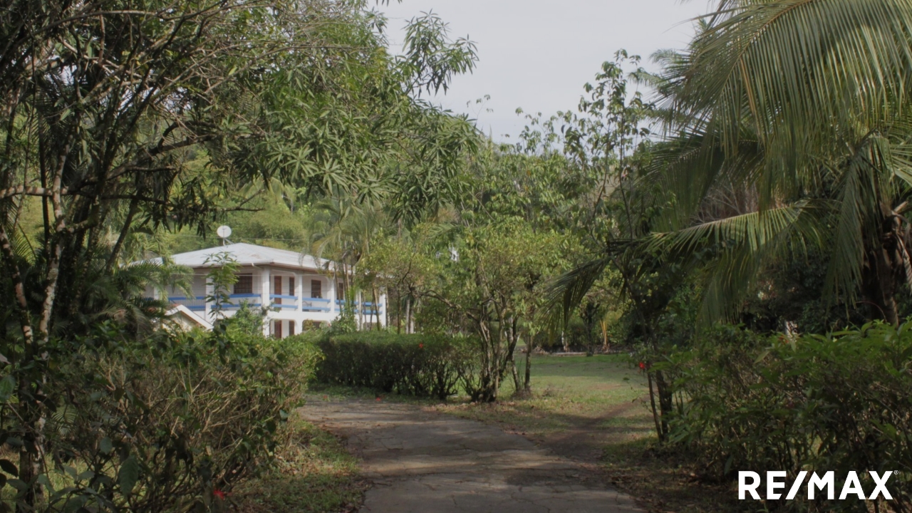 Development LandHotel - B&B for sale in Hermosa Beach Costa Rica