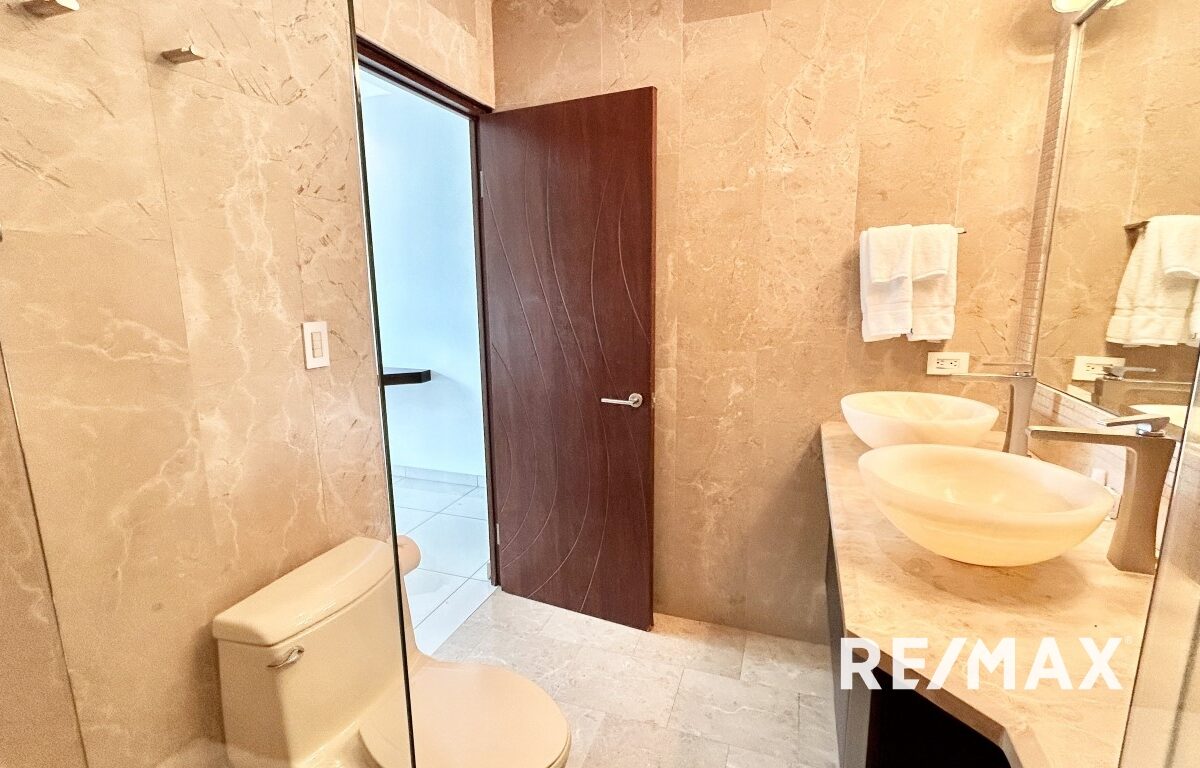 Hotel - B&B for sale in Jaco Beach Costa Rica