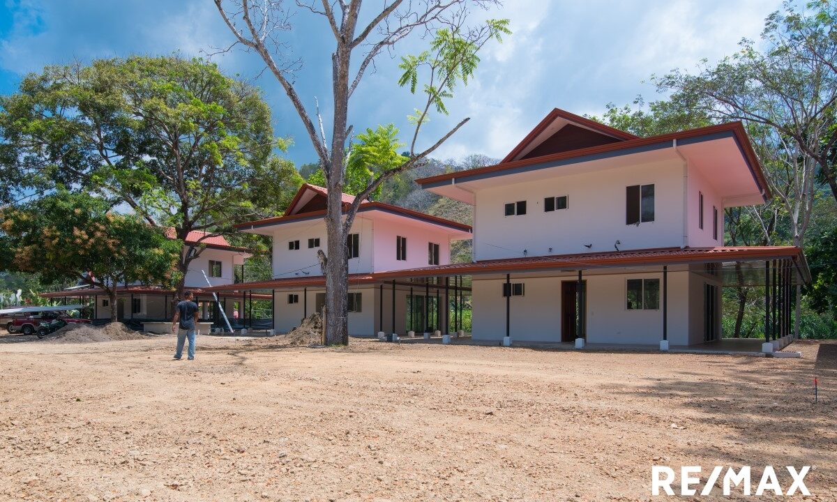 Homes for sale in Hermosa Beach Costa Rica