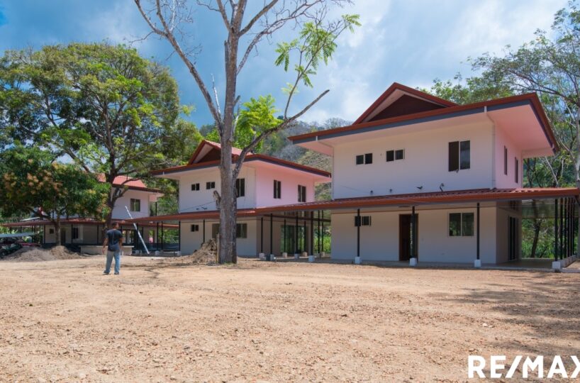 Homes for sale in Hermosa Beach Costa Rica