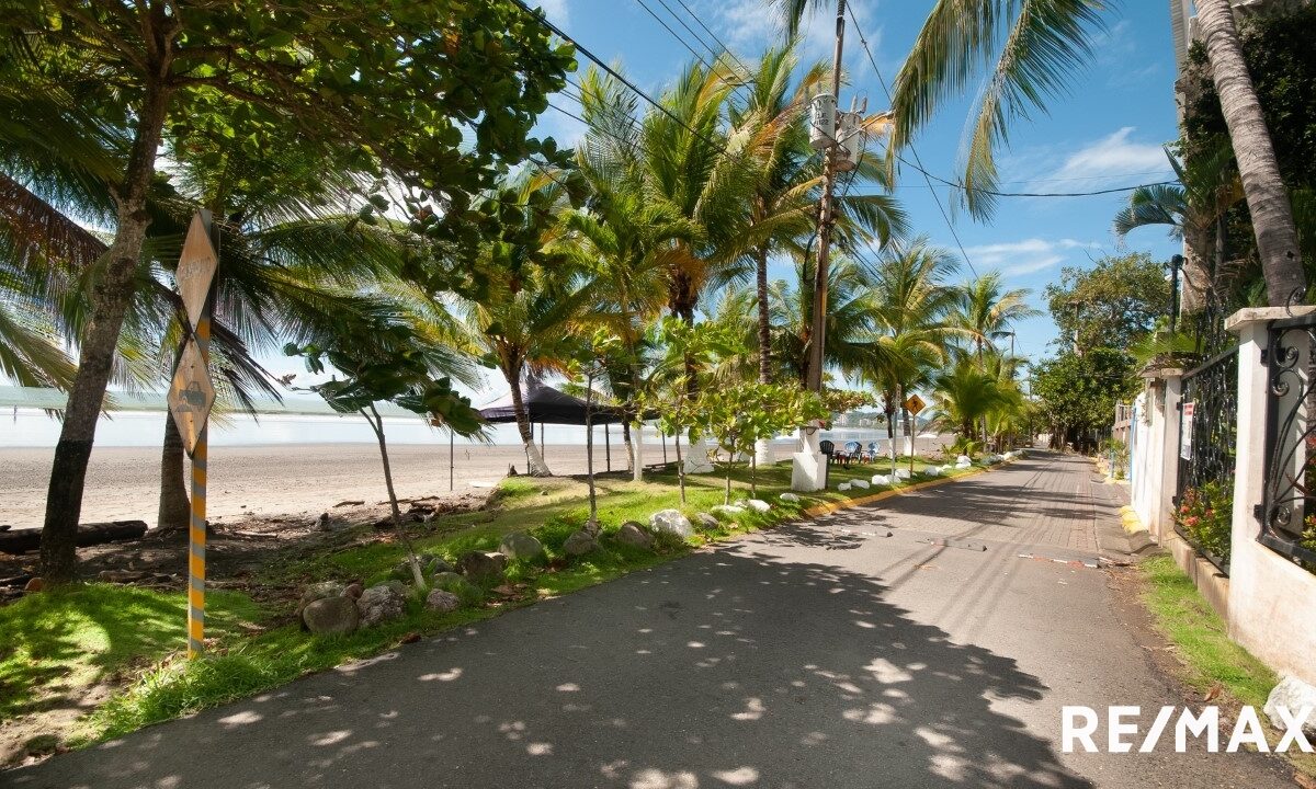 Hotel - B&B for sale in Jaco Beach Costa Rica