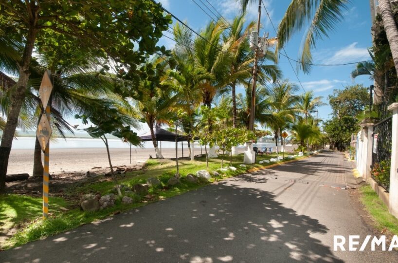 Hotel - B&B for sale in Jaco Beach Costa Rica