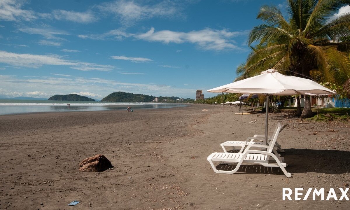 Hotel - B&B for sale in Jaco Beach Costa Rica