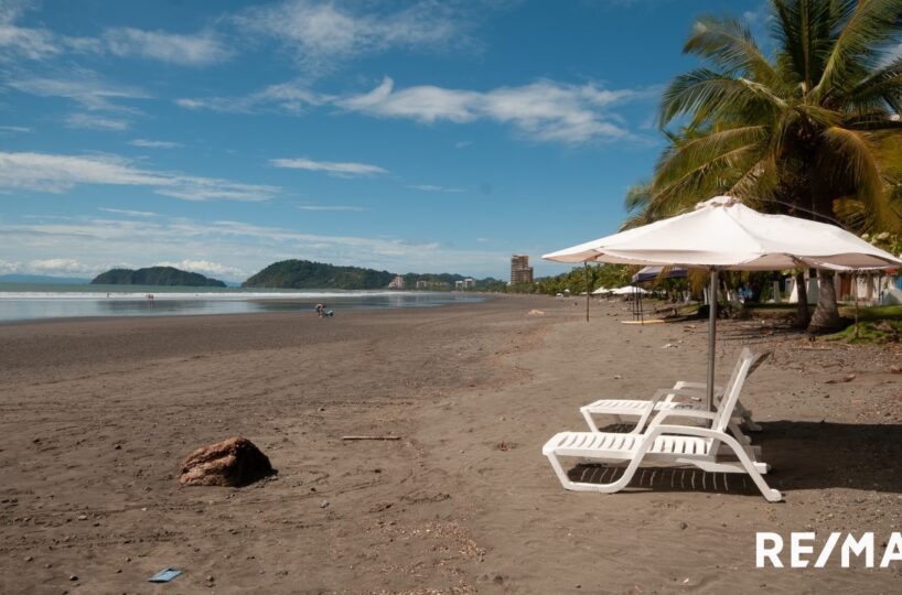 Hotel - B&B for sale in Jaco Beach Costa Rica