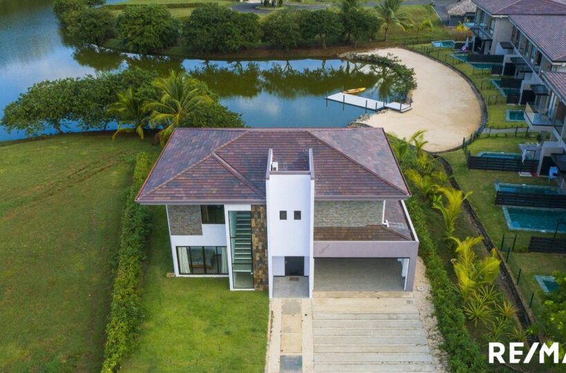 Homes for sale in Hermosa Beach Costa Rica