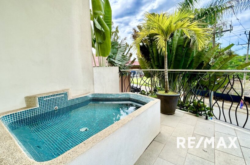 Hotel - B&B for sale in Jaco Beach Costa Rica