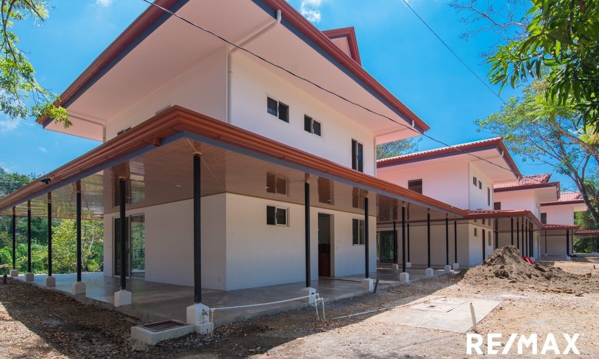 Homes for sale in Hermosa Beach Costa Rica