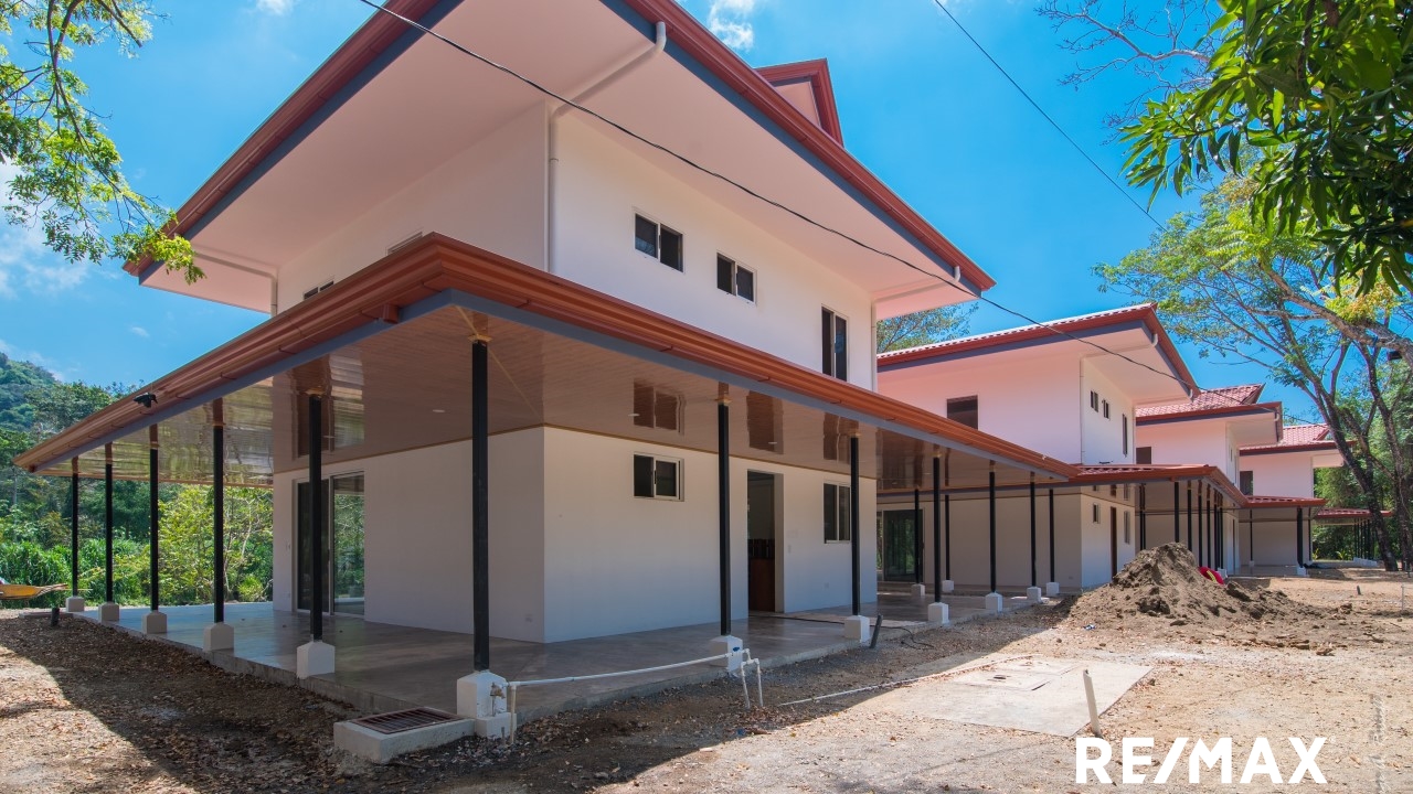 Homes for sale in Hermosa Beach Costa Rica