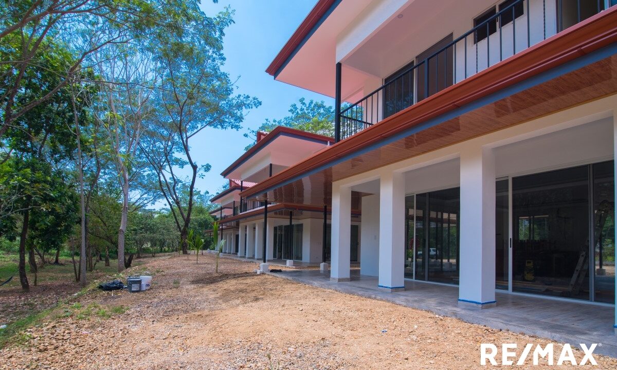 Homes for sale in Hermosa Beach Costa Rica