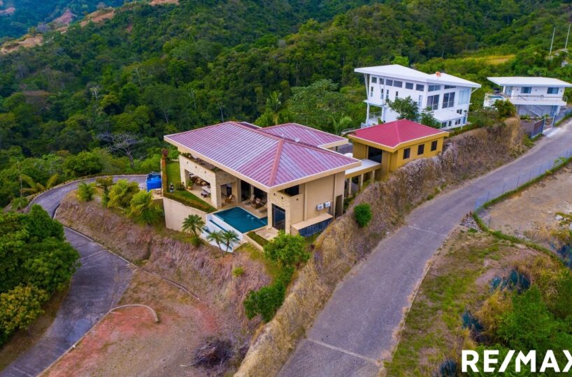 Homes for sale in Hermosa Beach Costa Rica