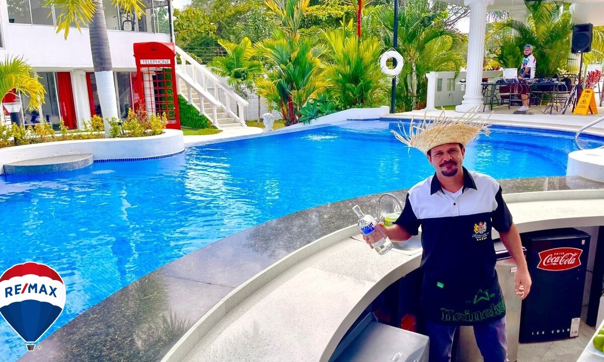 Hotel - B&B for sale in Tarcoles Costa Rica