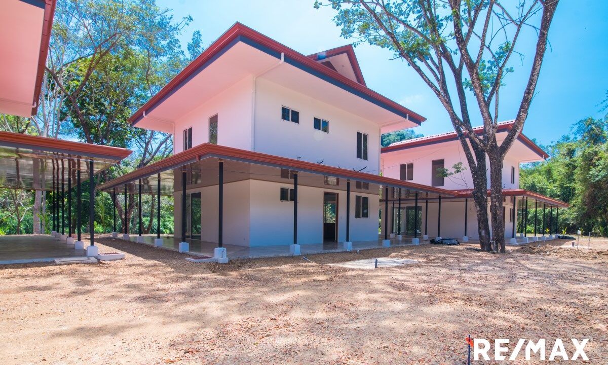 Homes for sale in Hermosa Beach Costa Rica