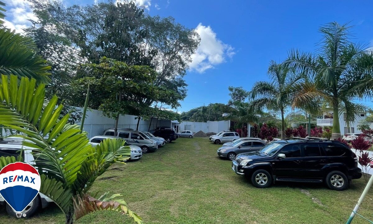 Hotel - B&B for sale in Tarcoles Costa Rica