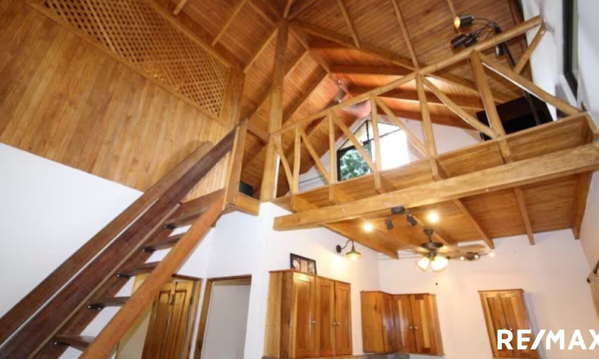 Homes for sale in Hermosa Beach Costa Rica