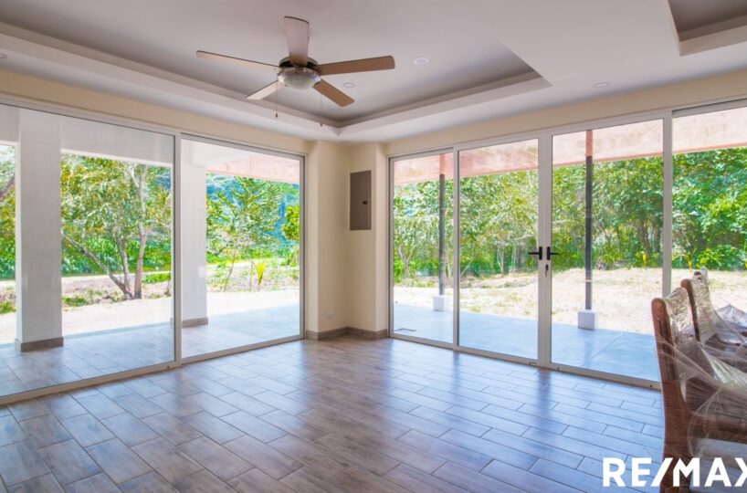 Homes for sale in Hermosa Beach Costa Rica