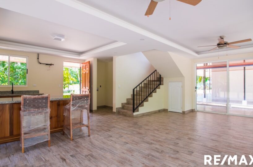 Homes for sale in Hermosa Beach Costa Rica