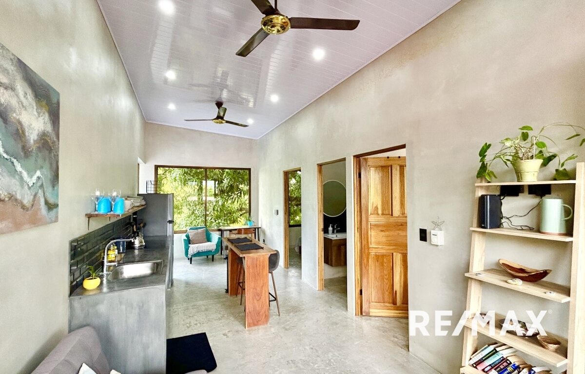 CommercialHotel - B&B for sale in Jaco Beach Costa Rica