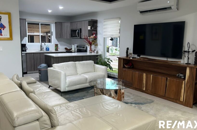 Homes for sale in Jaco Beach Costa Rica