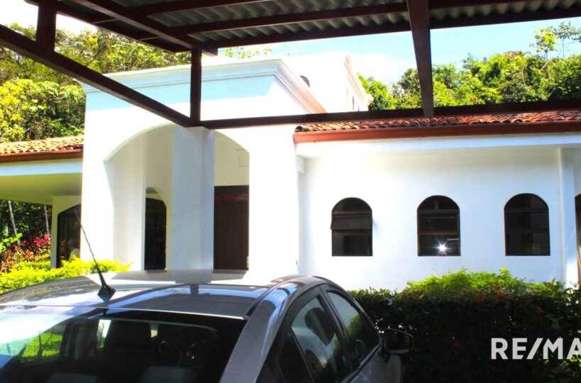 Homes for sale in Esterillos Costa Rica