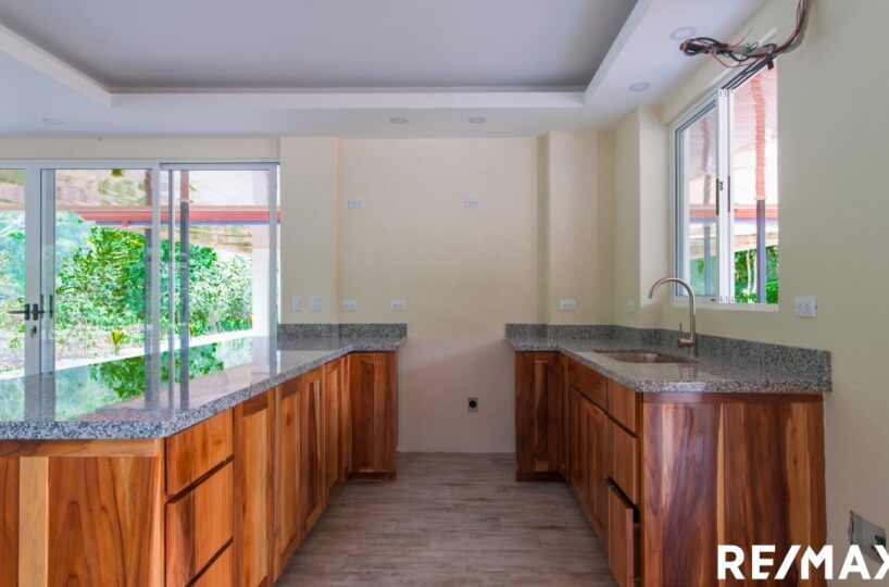 Homes for sale in Hermosa Beach Costa Rica