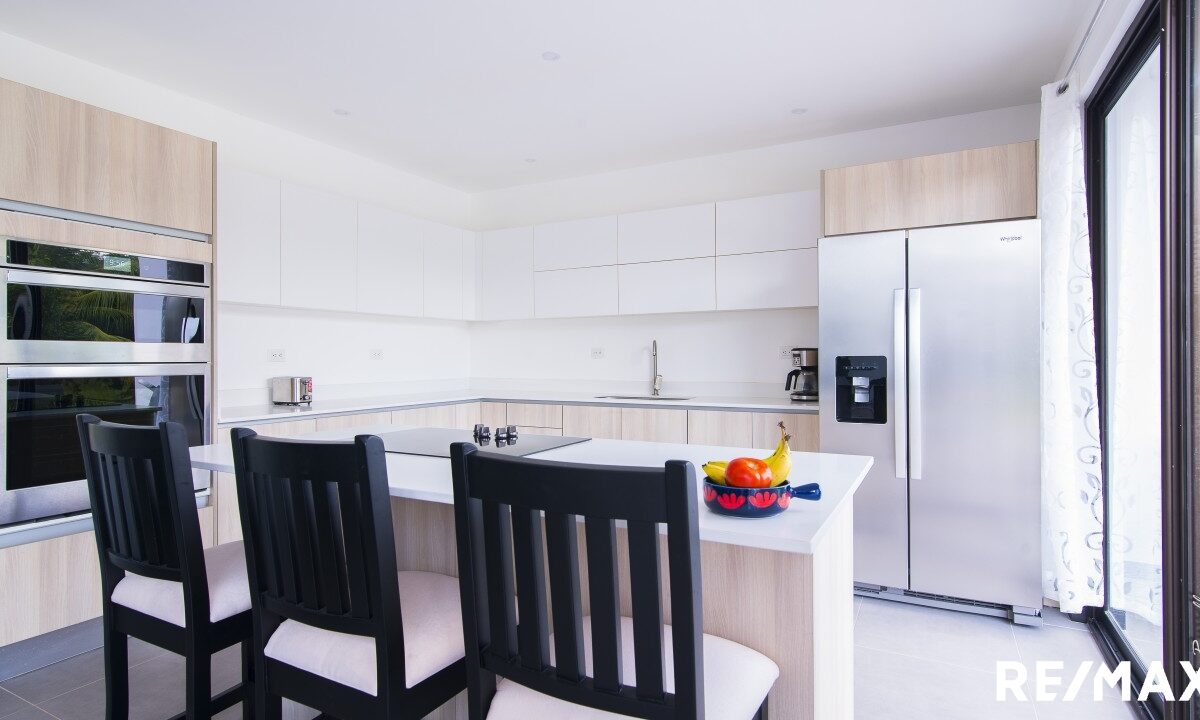 Homes for sale in Hermosa Beach Costa Rica