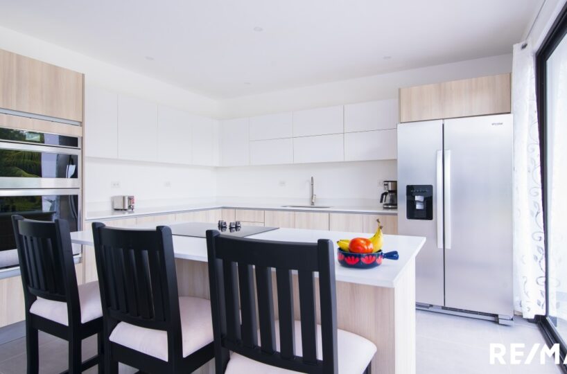 Homes for sale in Hermosa Beach Costa Rica