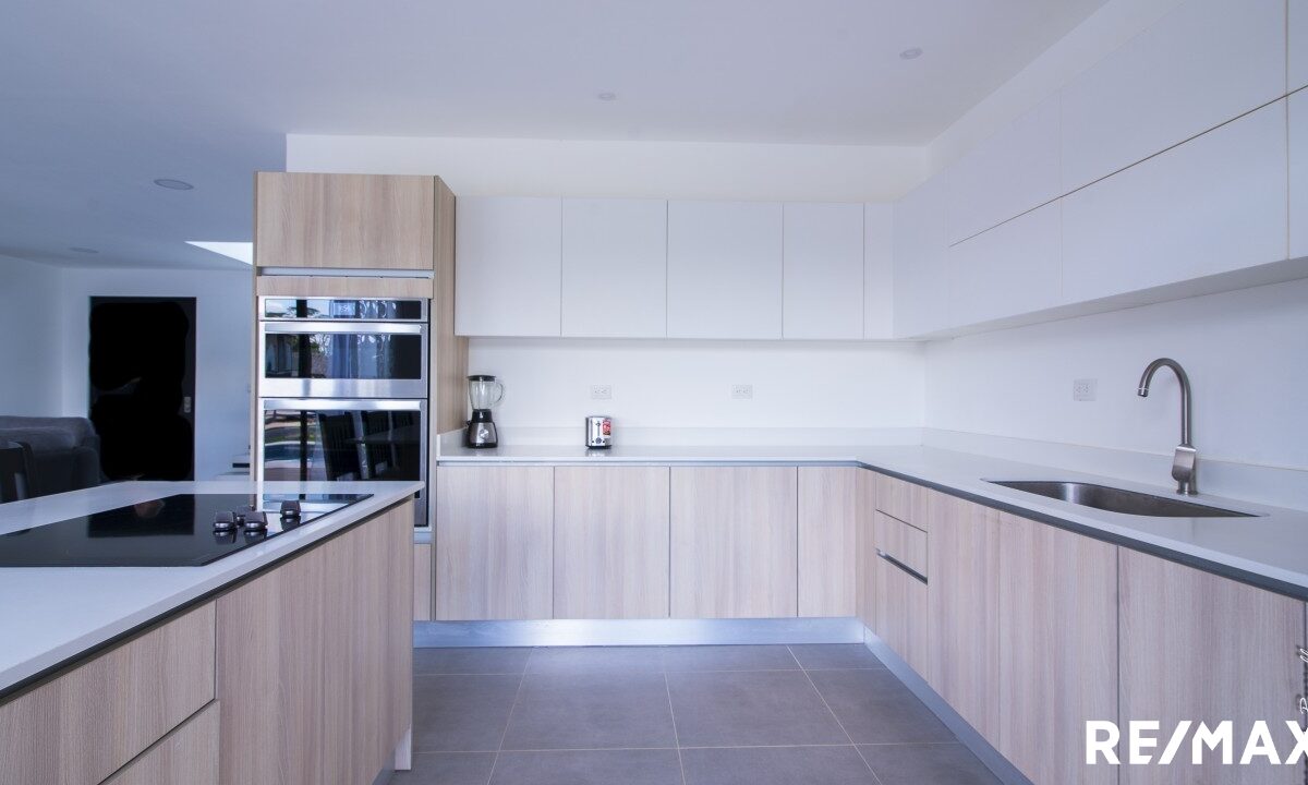 Homes for sale in Hermosa Beach Costa Rica