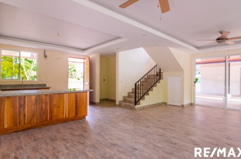 Homes for sale in Hermosa Beach Costa Rica