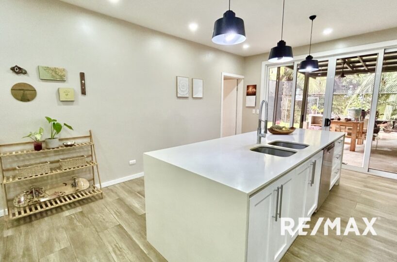 CommercialHotel - B&B for sale in Jaco Beach Costa Rica