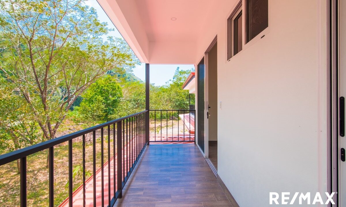 Homes for sale in Hermosa Beach Costa Rica