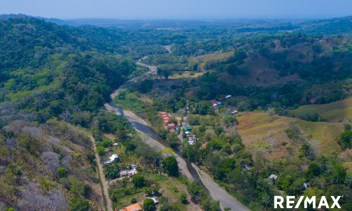 Homes for sale in Hermosa Beach Costa Rica