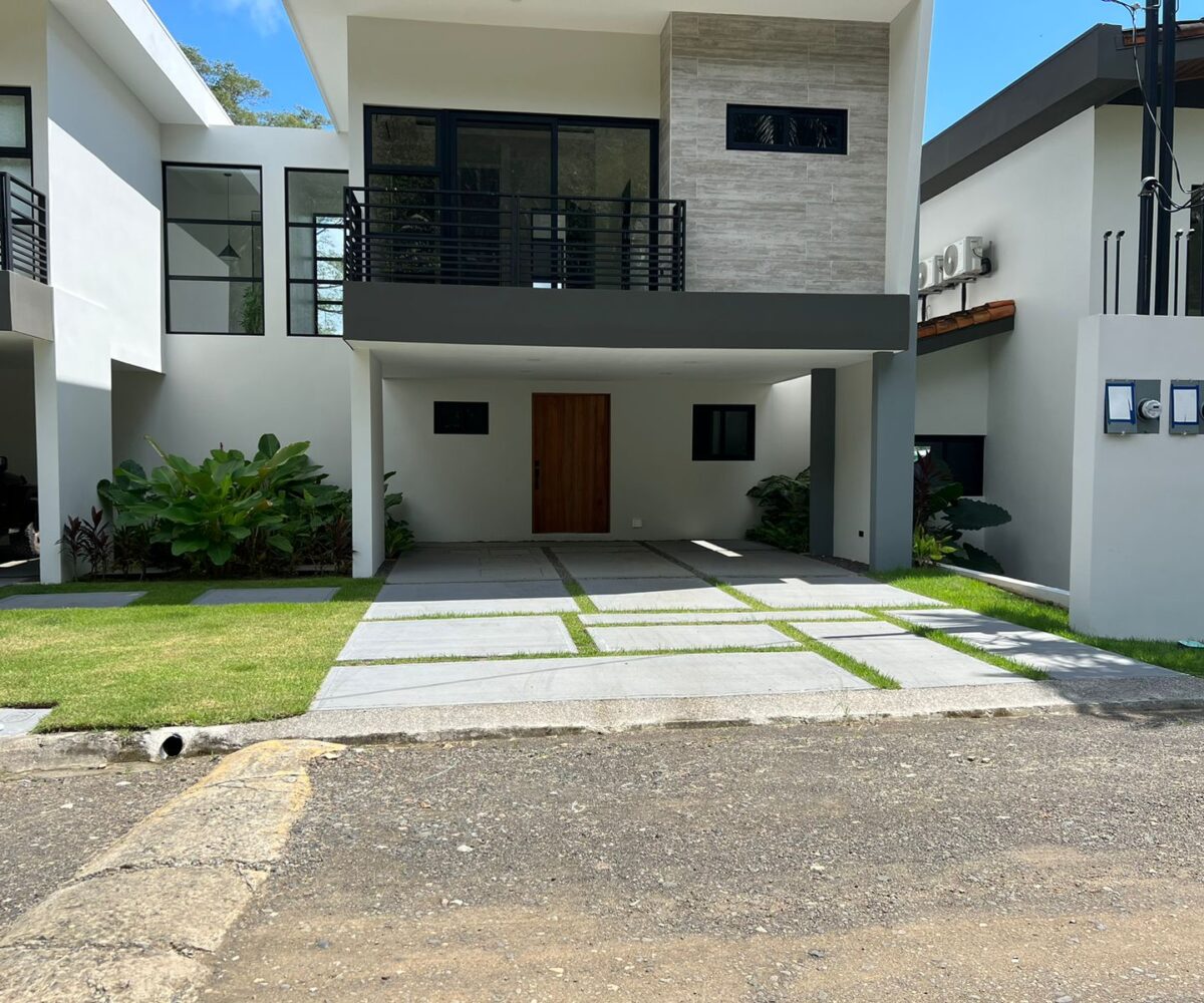 Homes for sale in Hermosa Beach Costa Rica