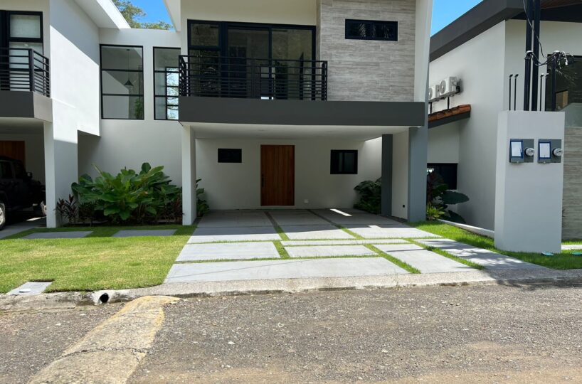 Homes for sale in Hermosa Beach Costa Rica