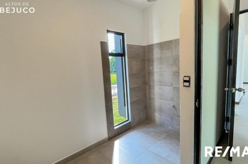 Homes for sale in Parrita Costa Rica