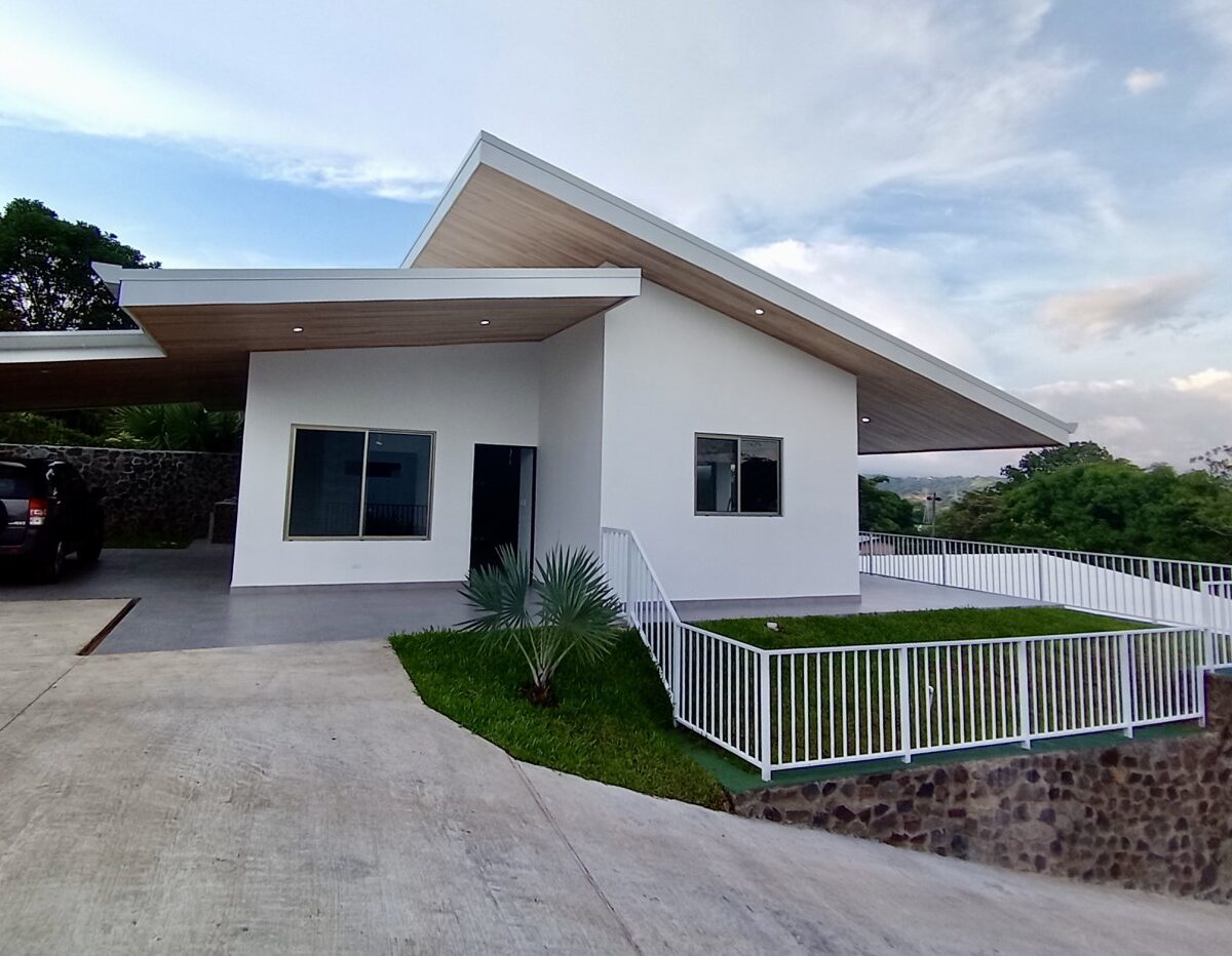 Homes for sale in Atenas Costa Rica