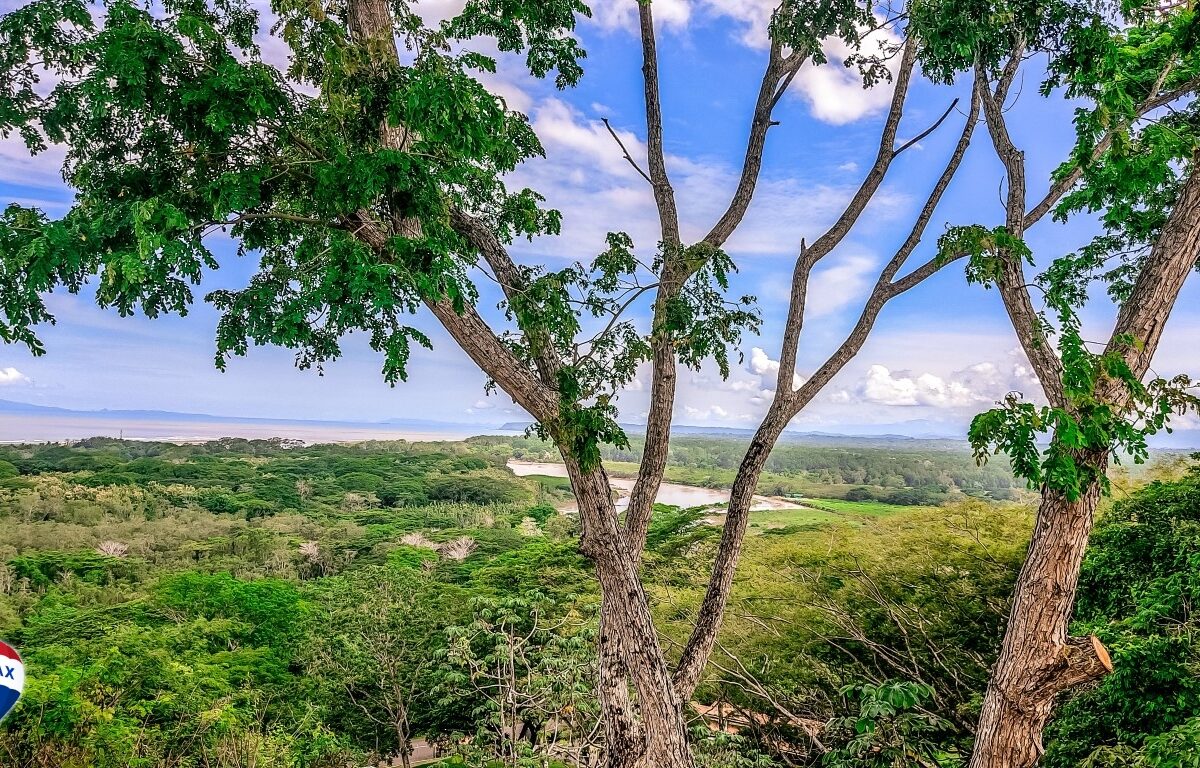 Homes for sale in Tarcoles Costa Rica