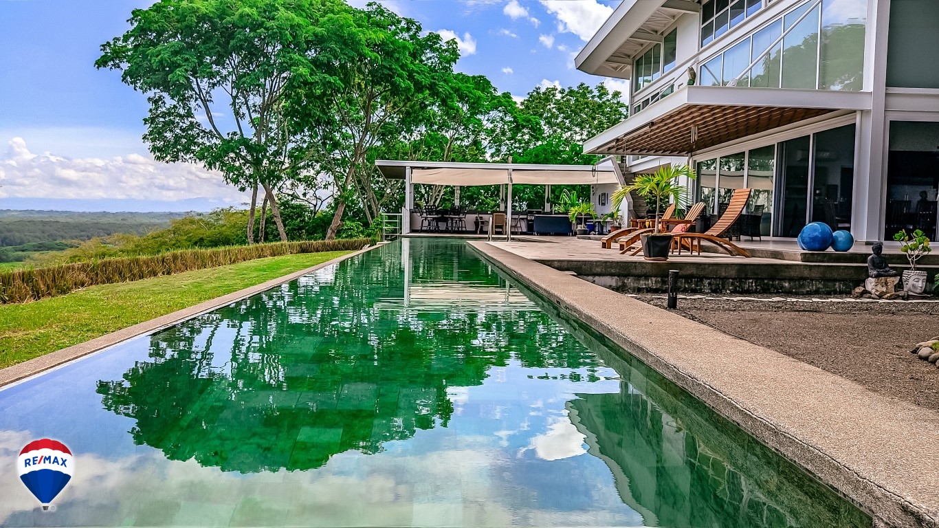 Homes for sale in Tarcoles Costa Rica