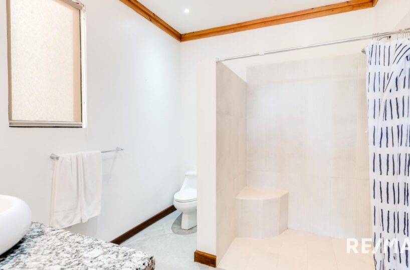 Homes for sale in Hermosa Beach Costa Rica