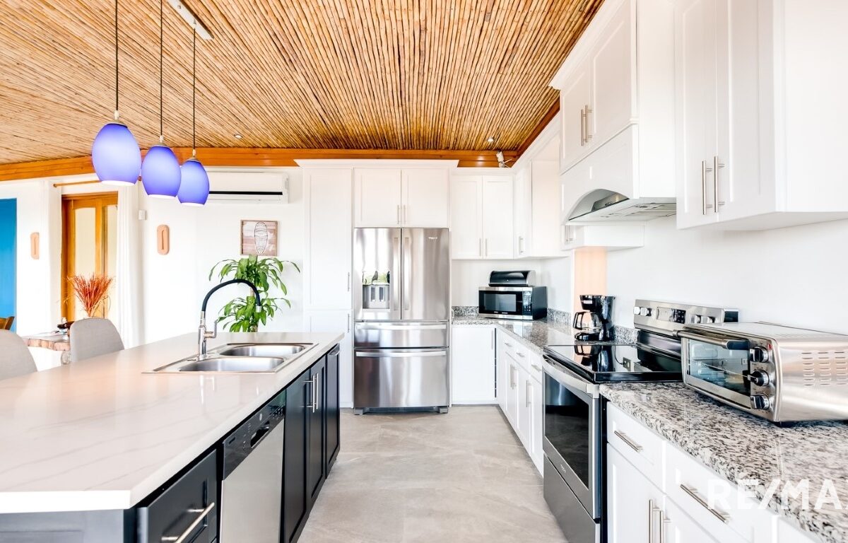 Homes for sale in Hermosa Beach Costa Rica