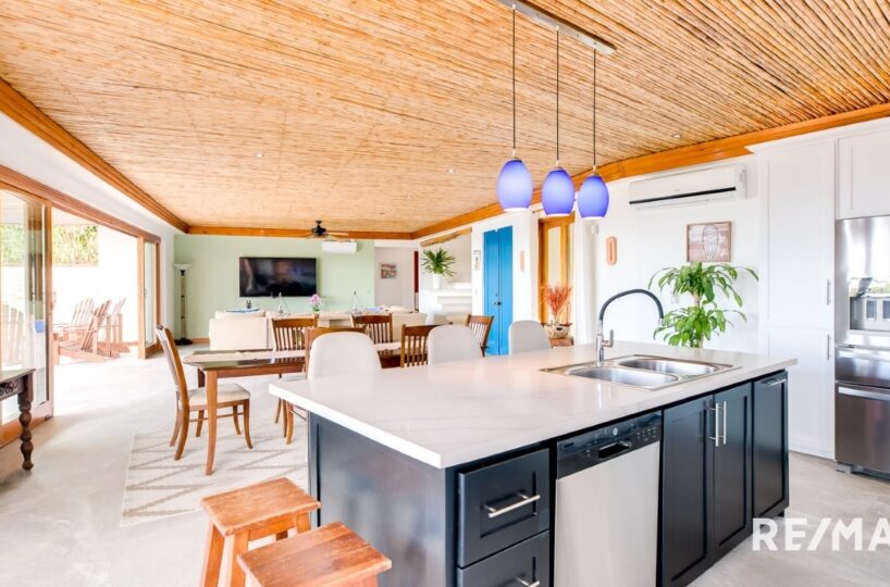 Homes for sale in Hermosa Beach Costa Rica