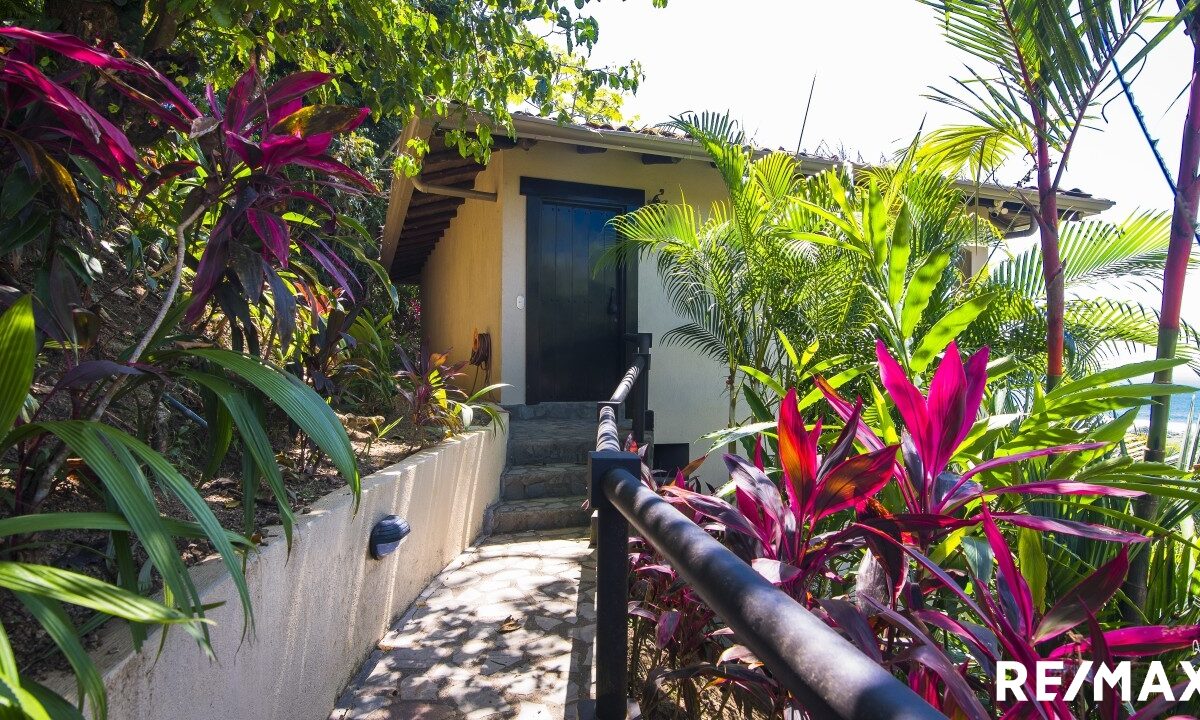 Homes for sale in Hermosa Beach Costa Rica