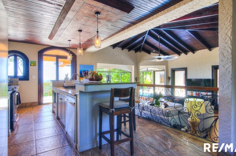 Homes for sale in Hermosa Beach Costa Rica