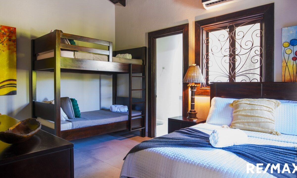 Homes for sale in Hermosa Beach Costa Rica