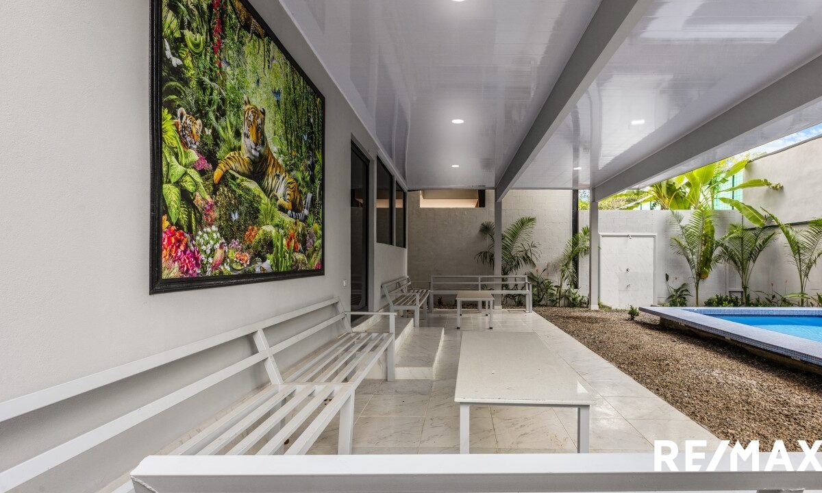 CommercialHotel - B&B for sale in Jaco Beach Costa Rica