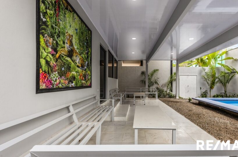 CommercialHotel - B&B for sale in Jaco Beach Costa Rica