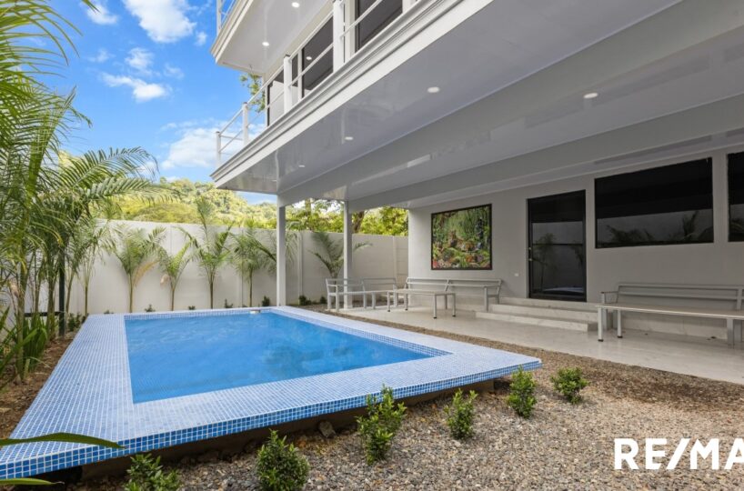 CommercialHotel - B&B for sale in Jaco Beach Costa Rica