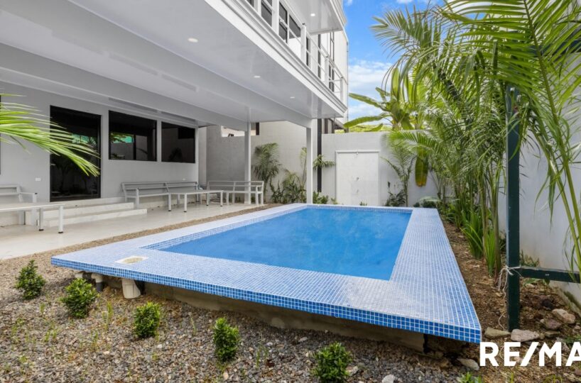 CommercialHotel - B&B for sale in Jaco Beach Costa Rica